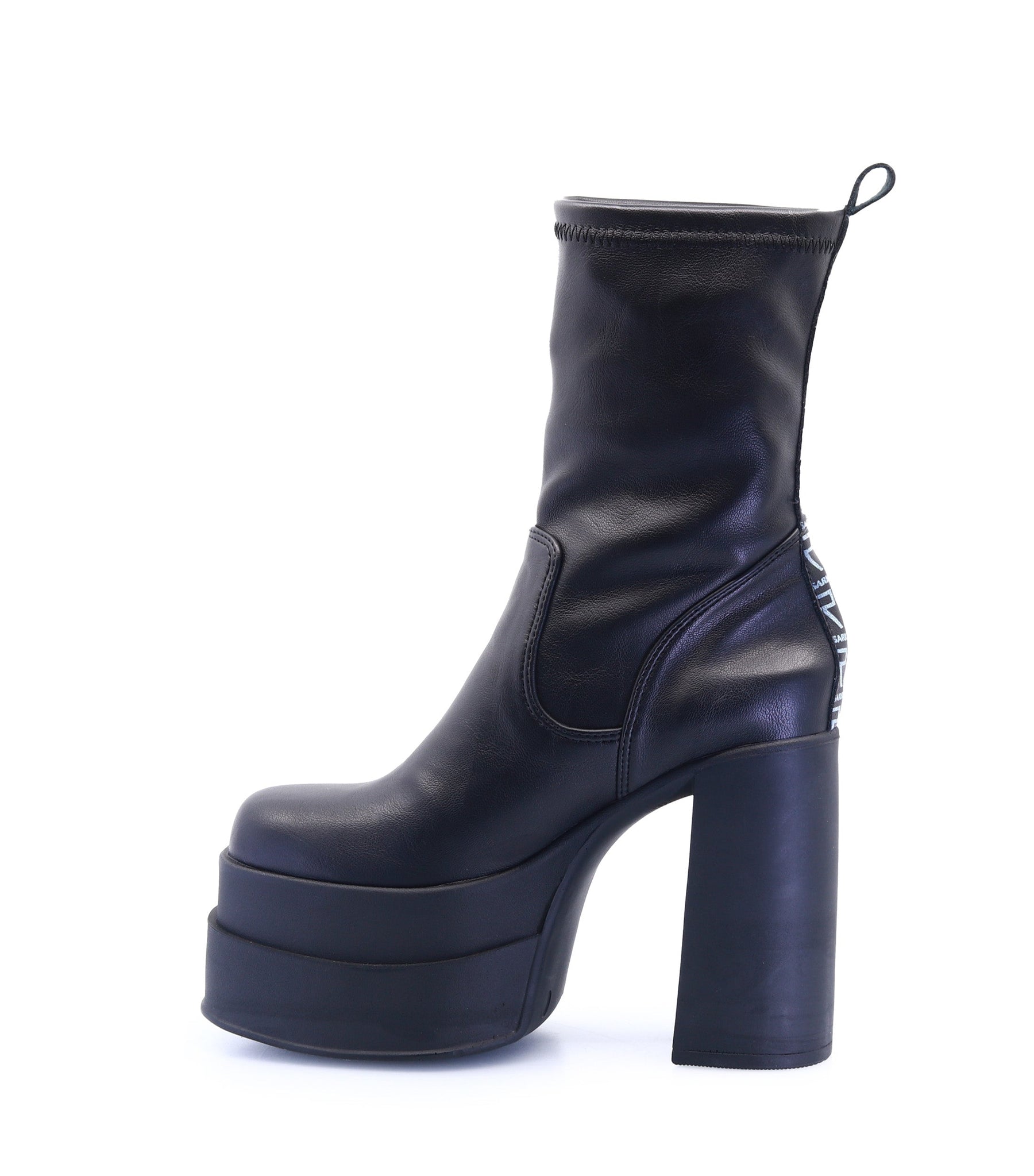 Chic Black Platform Booties Conte