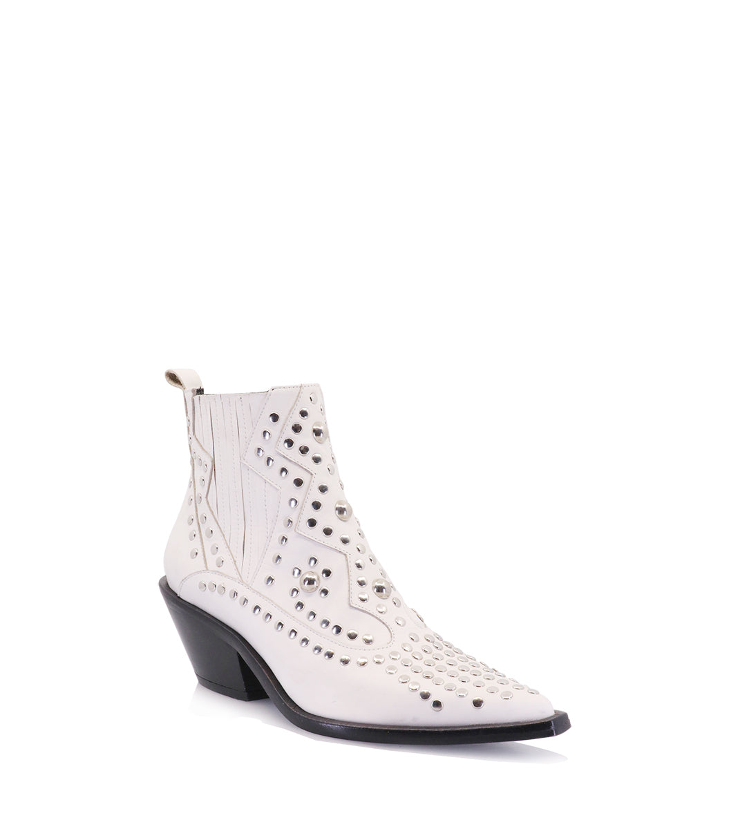 AITE Chic Off-White Texan Boots with Studs