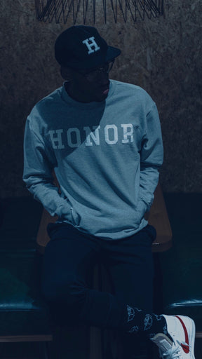 Collegiate Sweater - Grey