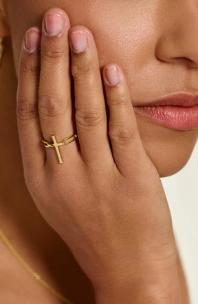 Chain Breaker Cross Statement Ring