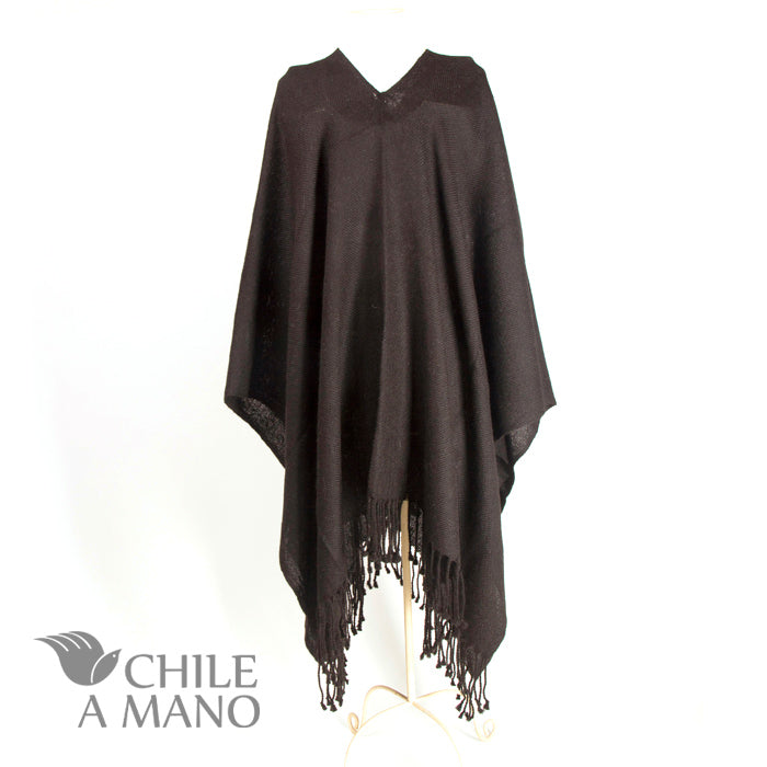 Alpaca Wool Poncho – Black