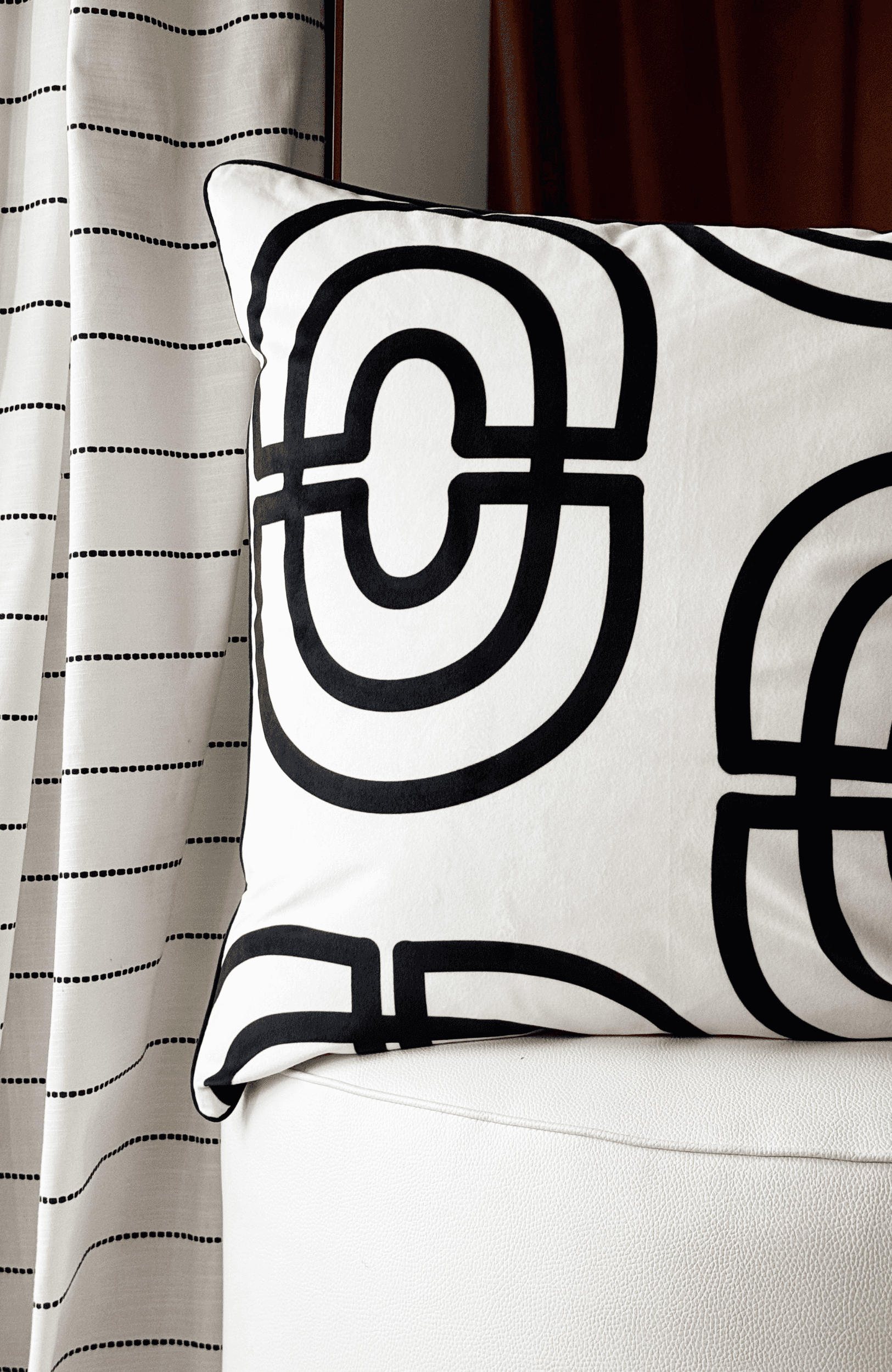Krado Throw Pillow In Soft Velvet