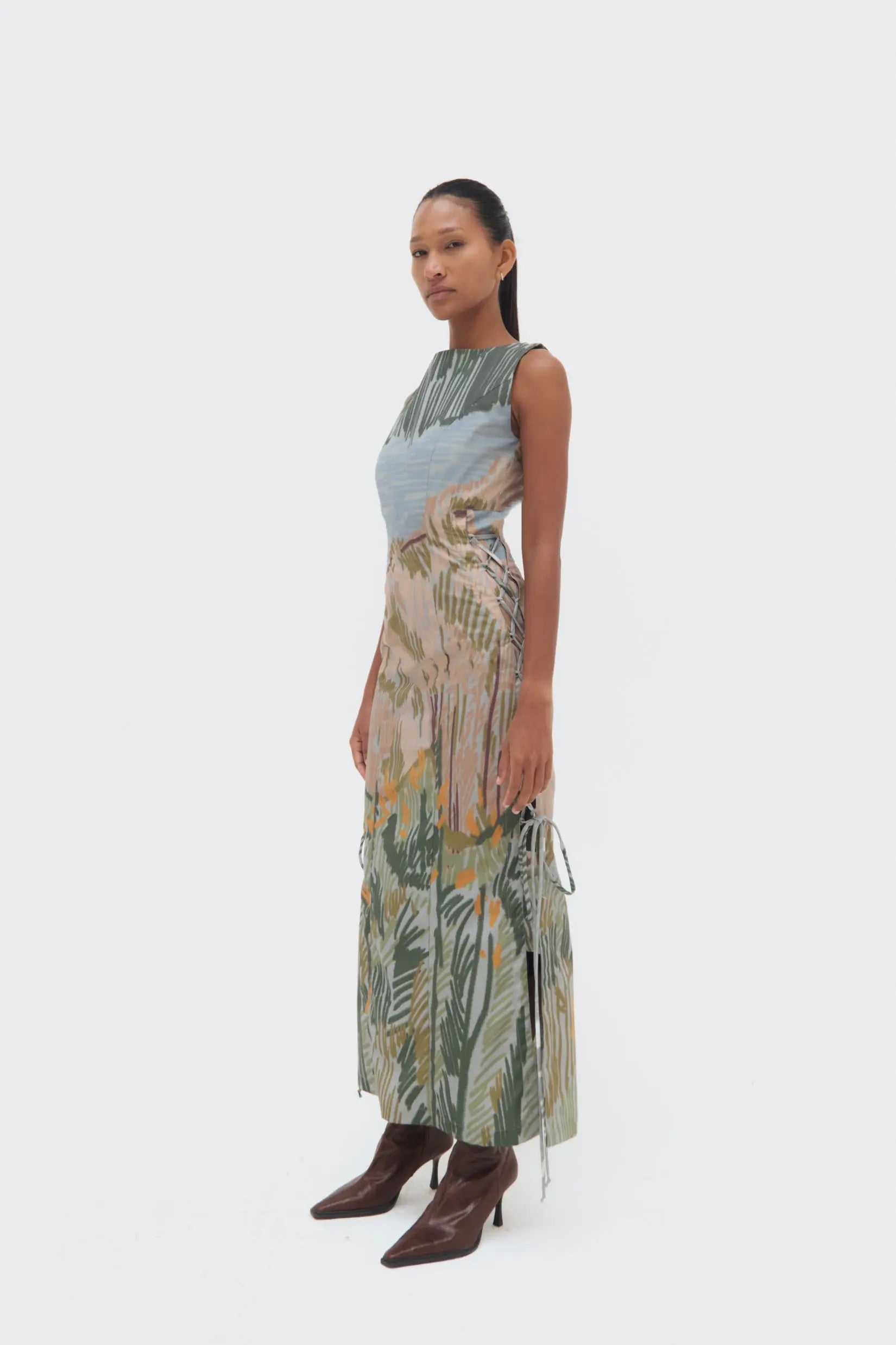 Bruma Lace Side Dress