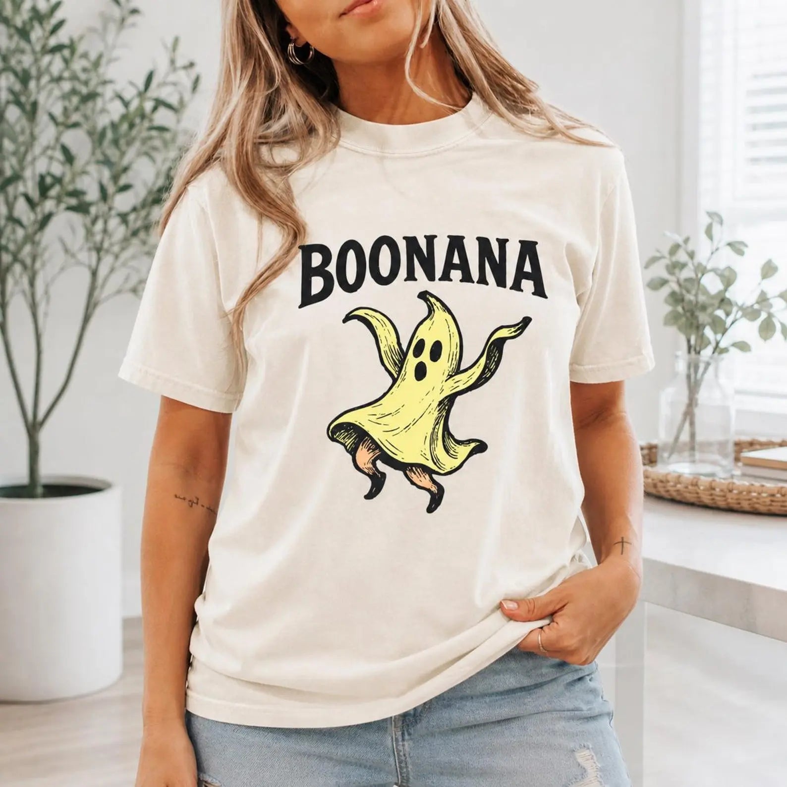 Boonana Funny Ghost Graphic T-Shirt | Halloween Banana Oversized Ivory Cotton Tee