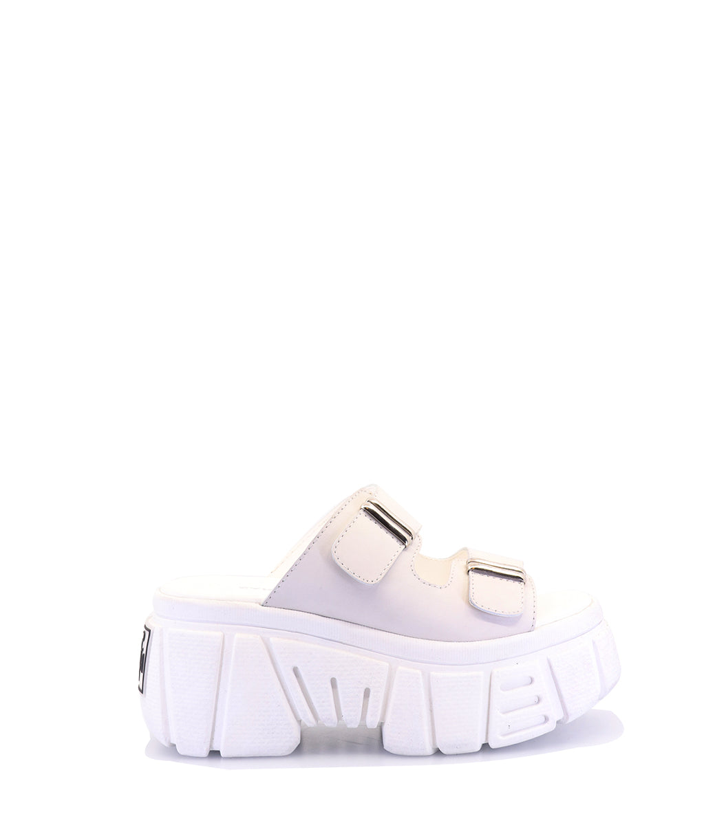 Elevate Your Step: Chic White Platform Sandals Dreya