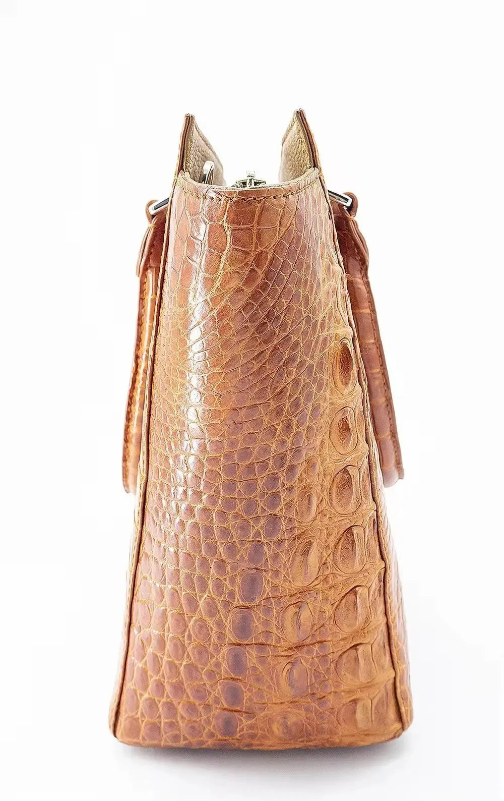 Luxe Artisanal Crocodile Leather Handbag | Heirloom Elegance