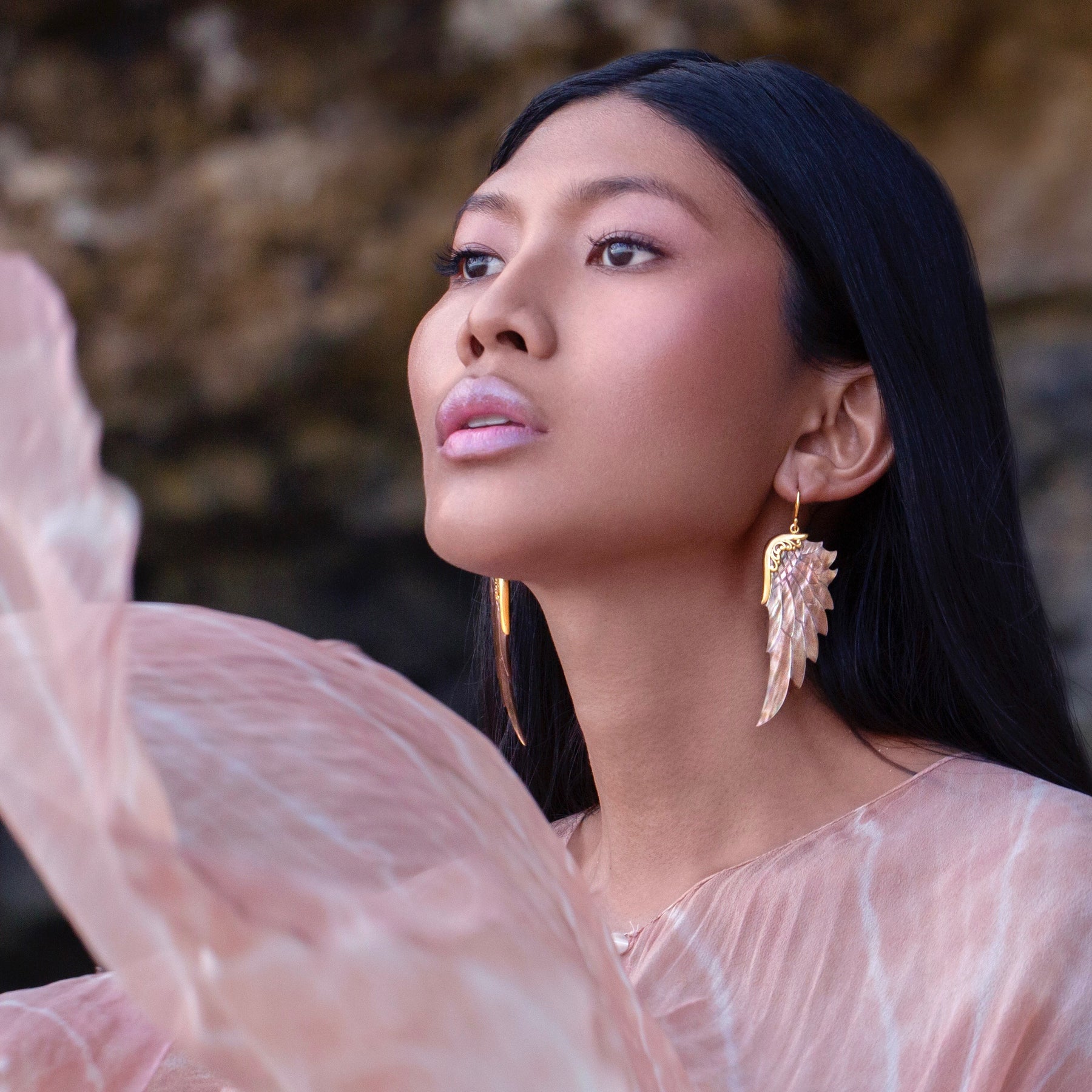 Golden Grace Earrings (Large, Gold)