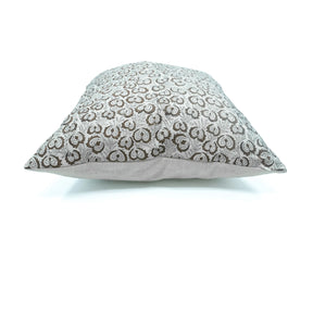 Decorative Viscose Linen Throw Pillow Cover-Heart Vine