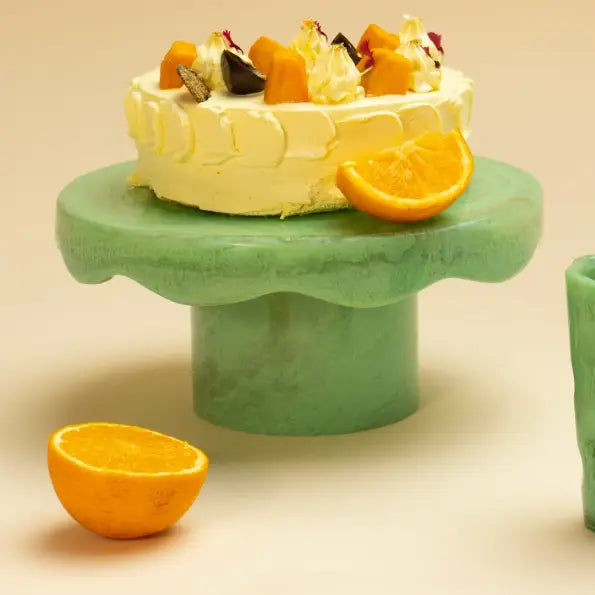 Scallop Resin Cake stand, Green- 9.5x4.5 Inches