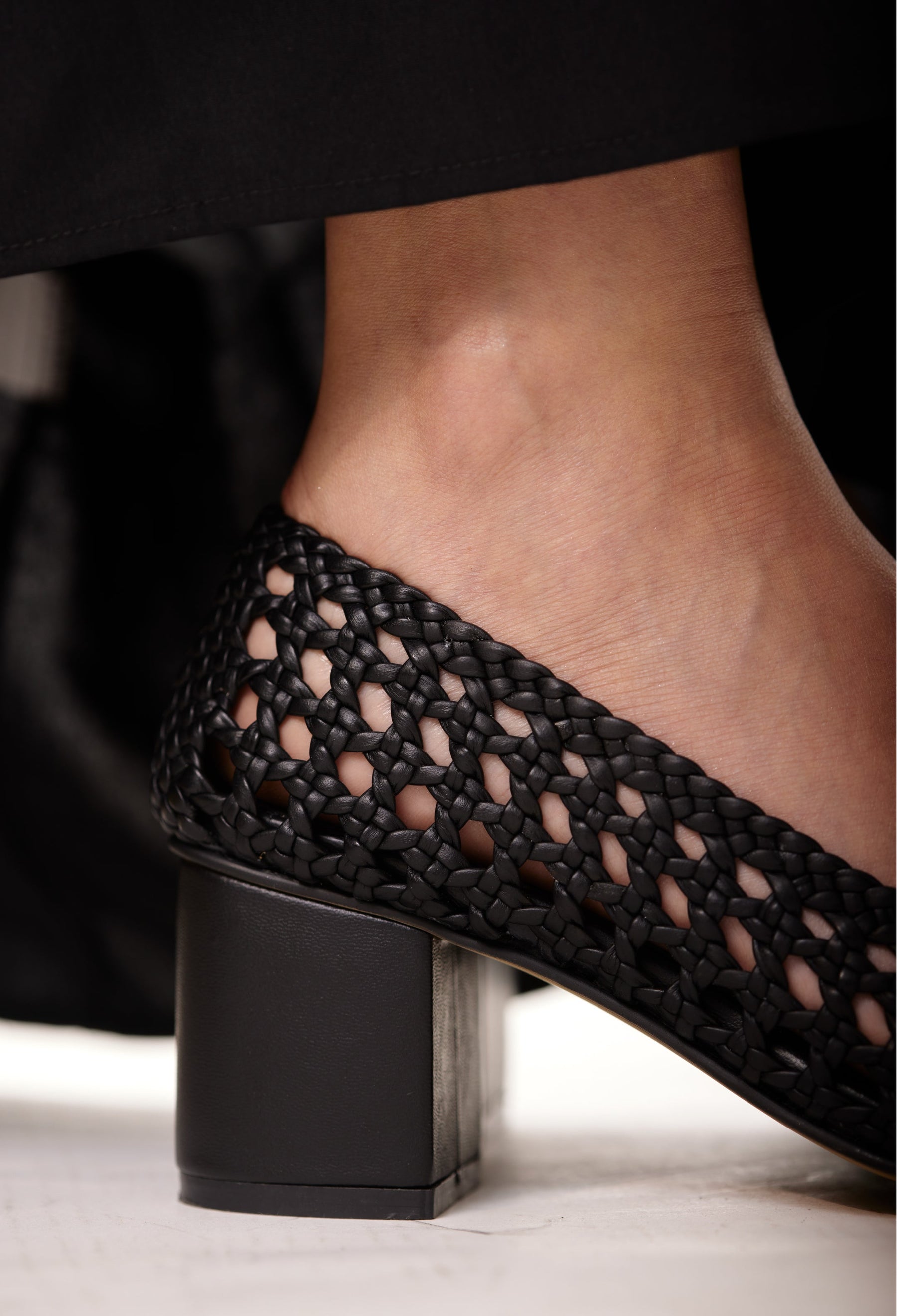 CONTESSA CRAFT BLACK HEELS