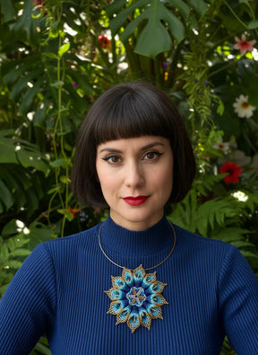FLOWER CHOKER