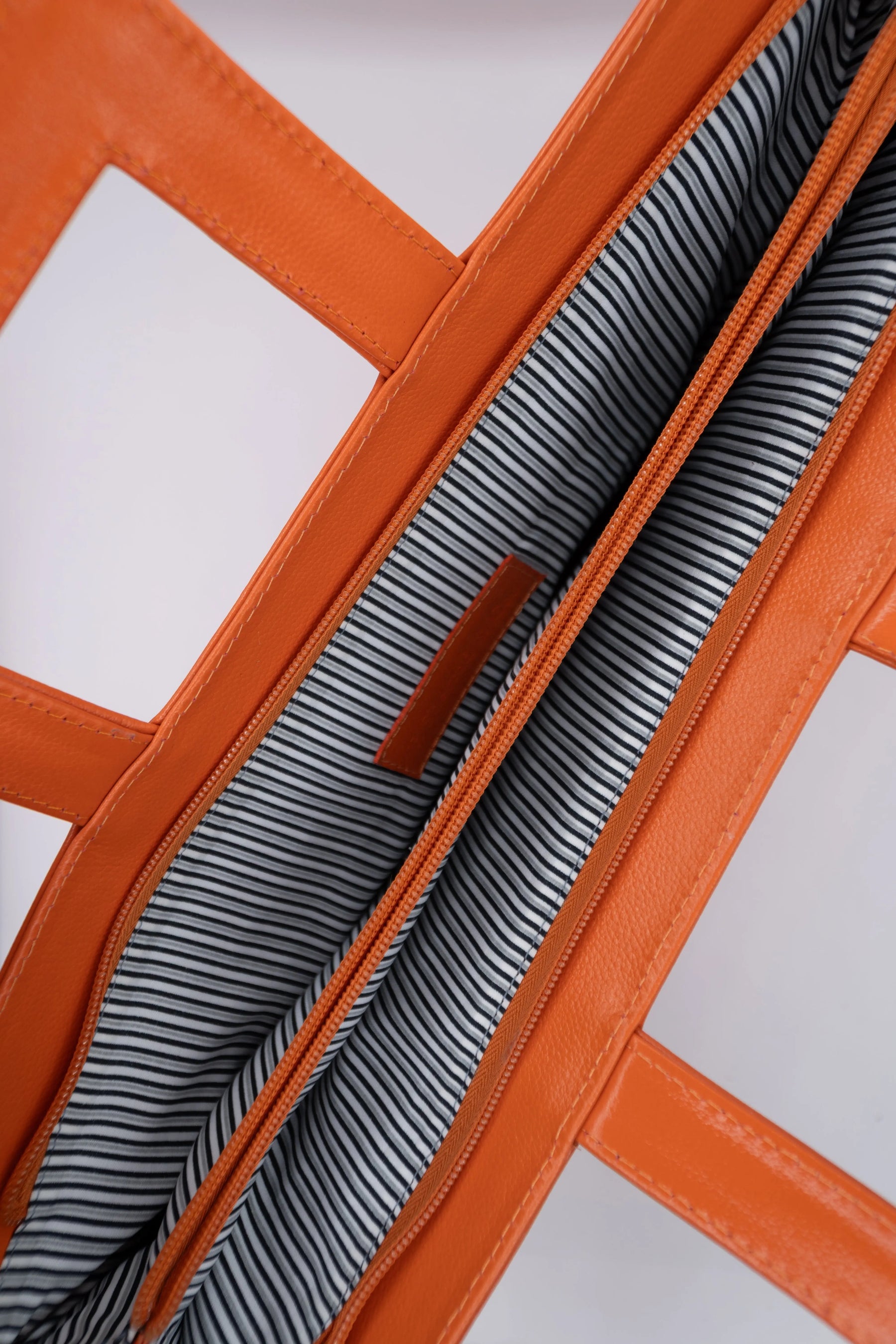 Jennifer Portfolio Clutch