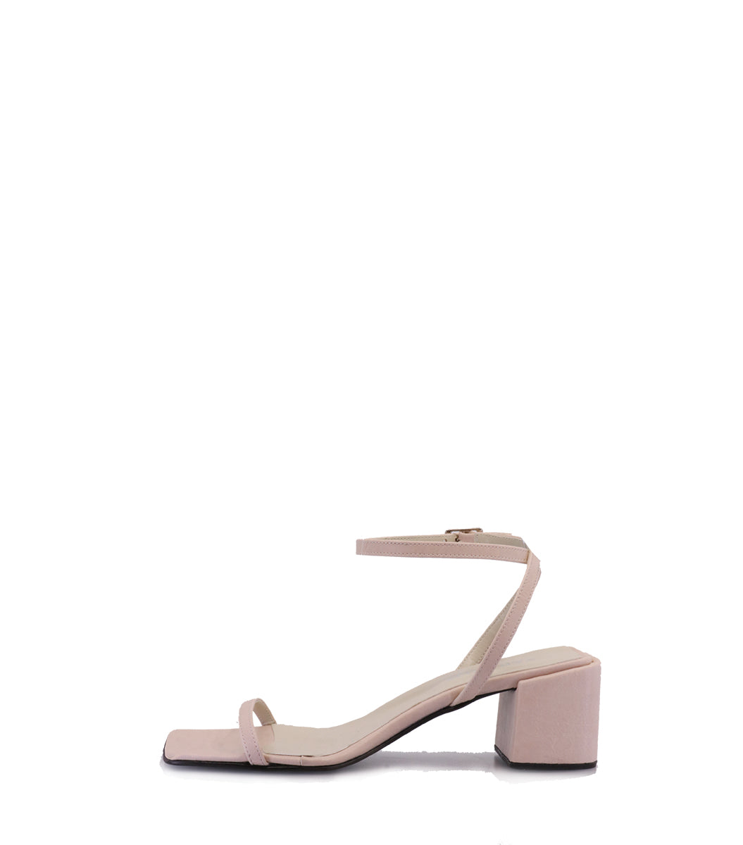 Chic Eco-Friendly Square Heel Sandals Pou