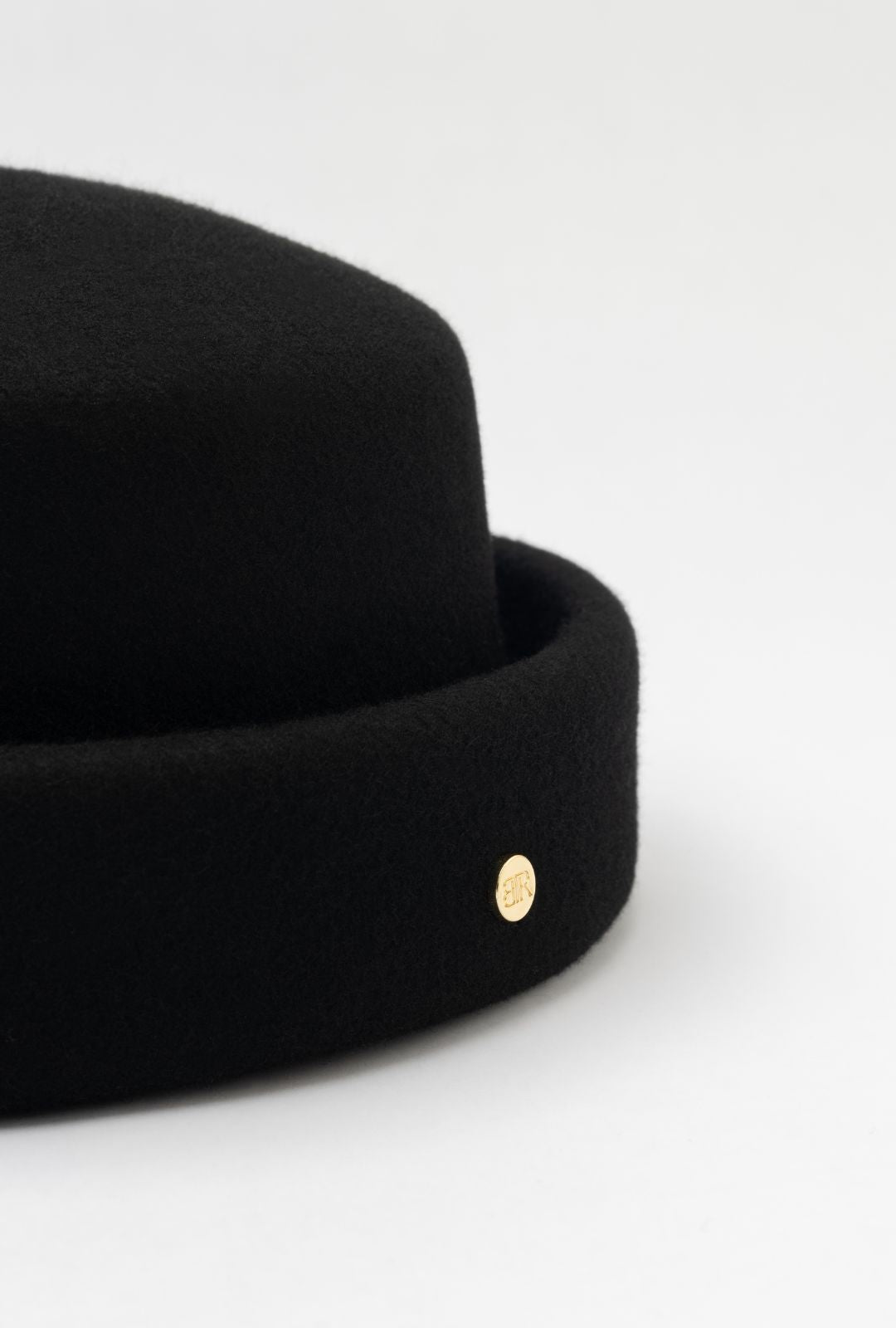 London Pillbox Hat - Black