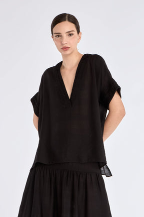 Ivy V-Neck Blouse | Black