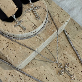 THE “BILLIE” CROSS PENDANT - SILVER