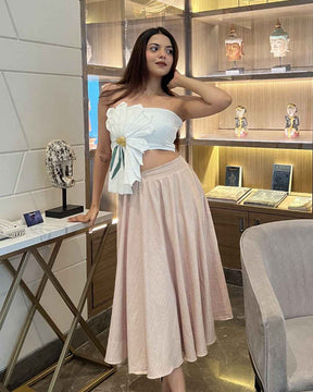 White 3d Floral  With Flared Skirt