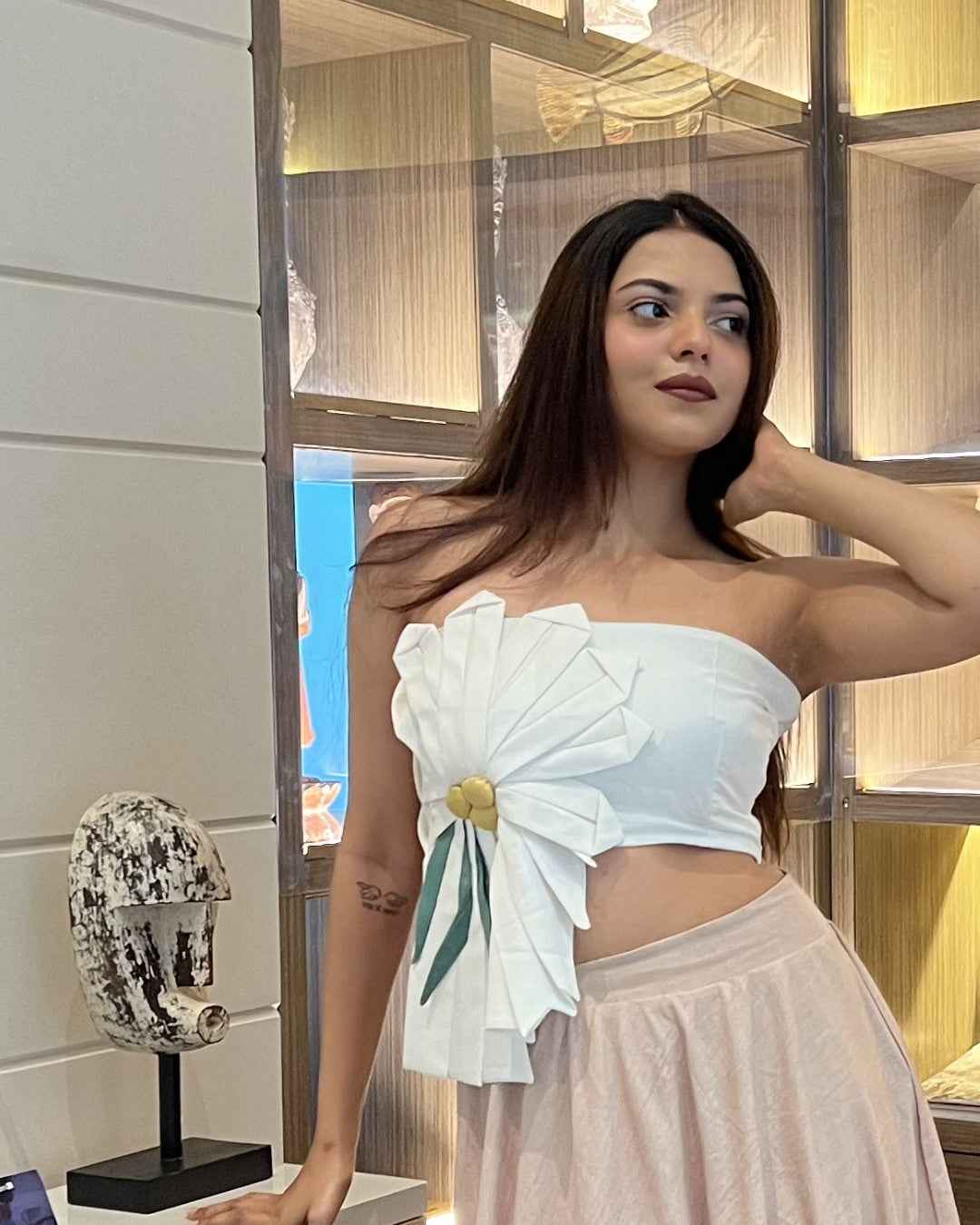 White 3d Floral  With Flared Skirt