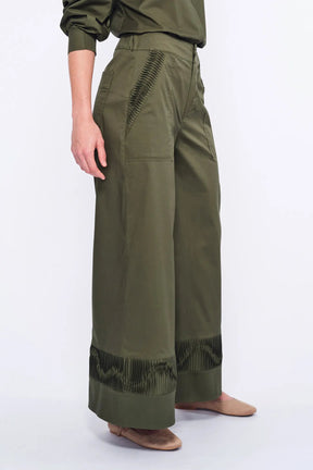 Viena Sculptural Hem Trouser | Olive