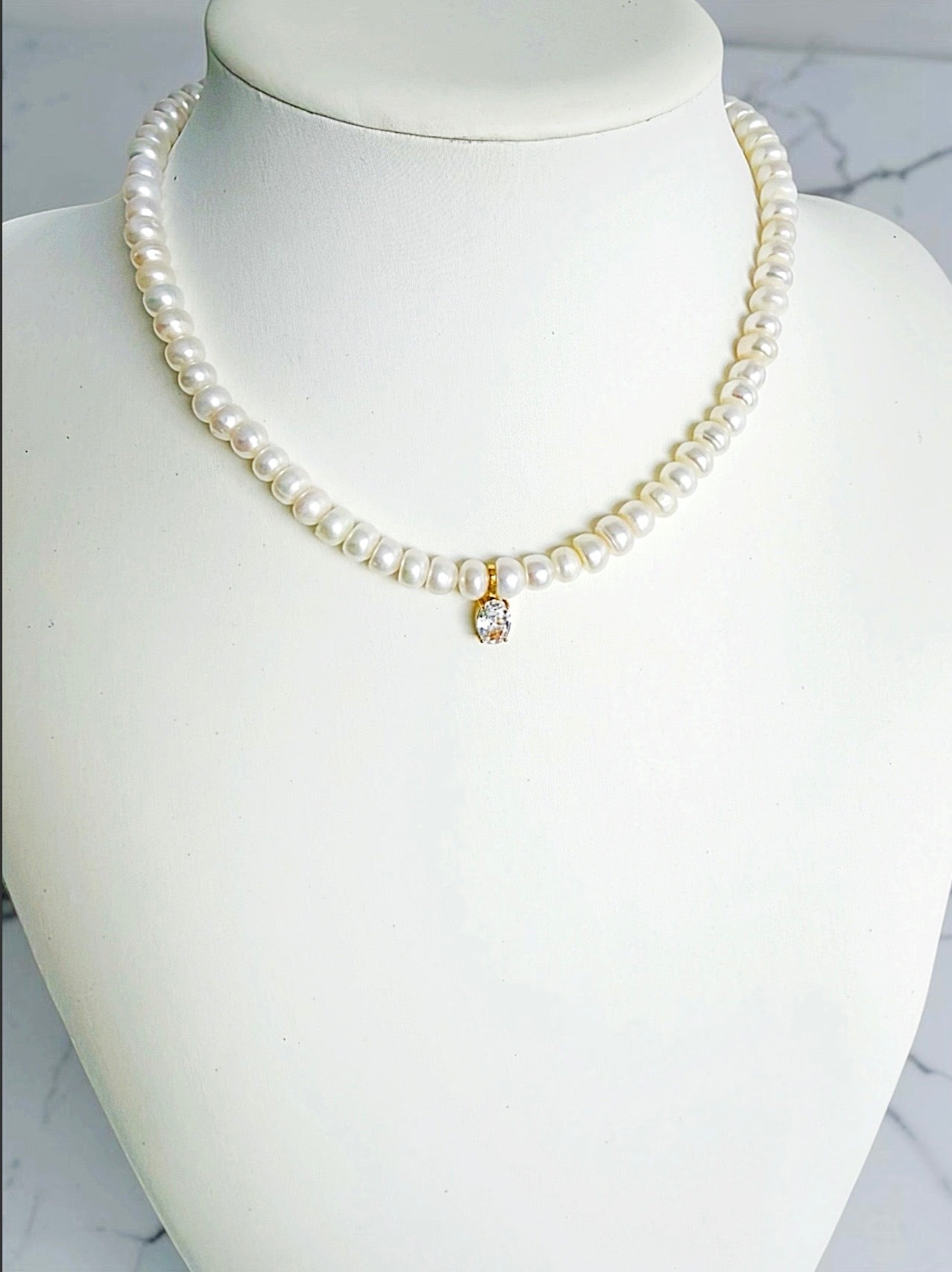 Ann pearl necklace