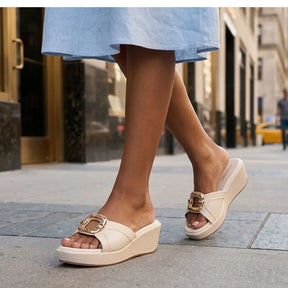 Novia - Wedges