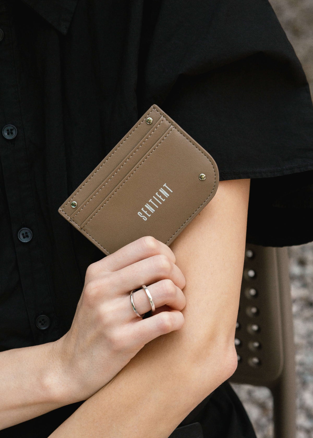 VERA CARDHOLDER