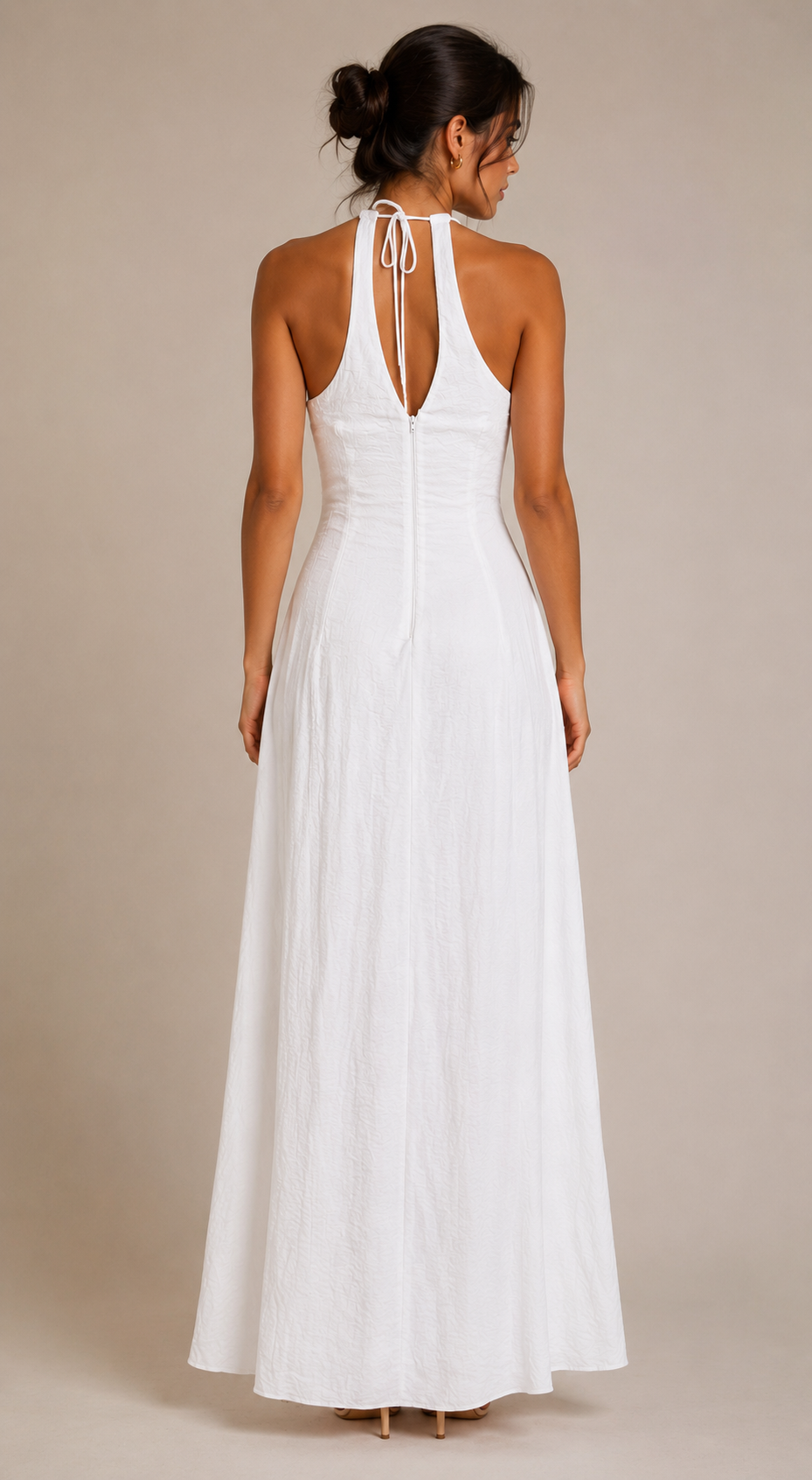Amanecer Ancestral" – Maxi Vestido con Detalles de Puntadas y Pintado  Manual