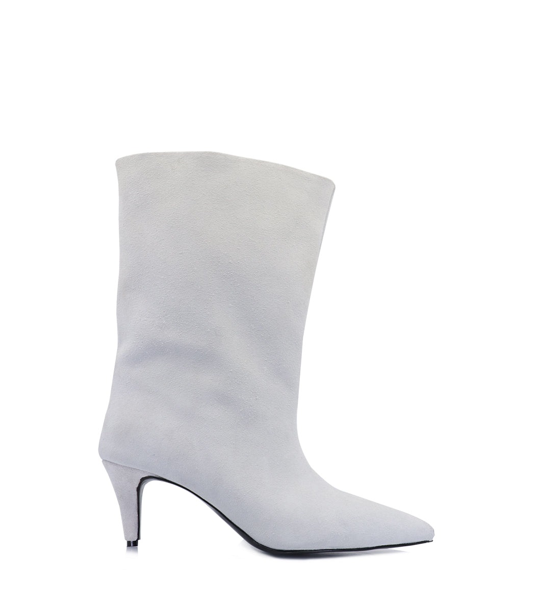 Elegant Off-White Suede Booties with Eco-Friendly Lining Kuhl
