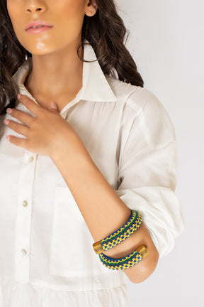 Espiral Luxe: Pulsera Artesanal Exclusiva