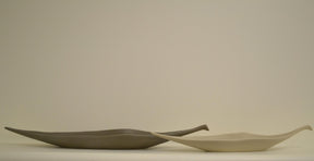 Porcelain Leaf Accent Set (2 Pieces)