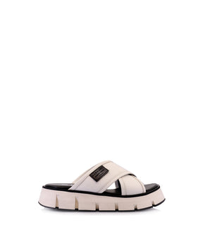 Stylish Crossed Strap Sandals Drake