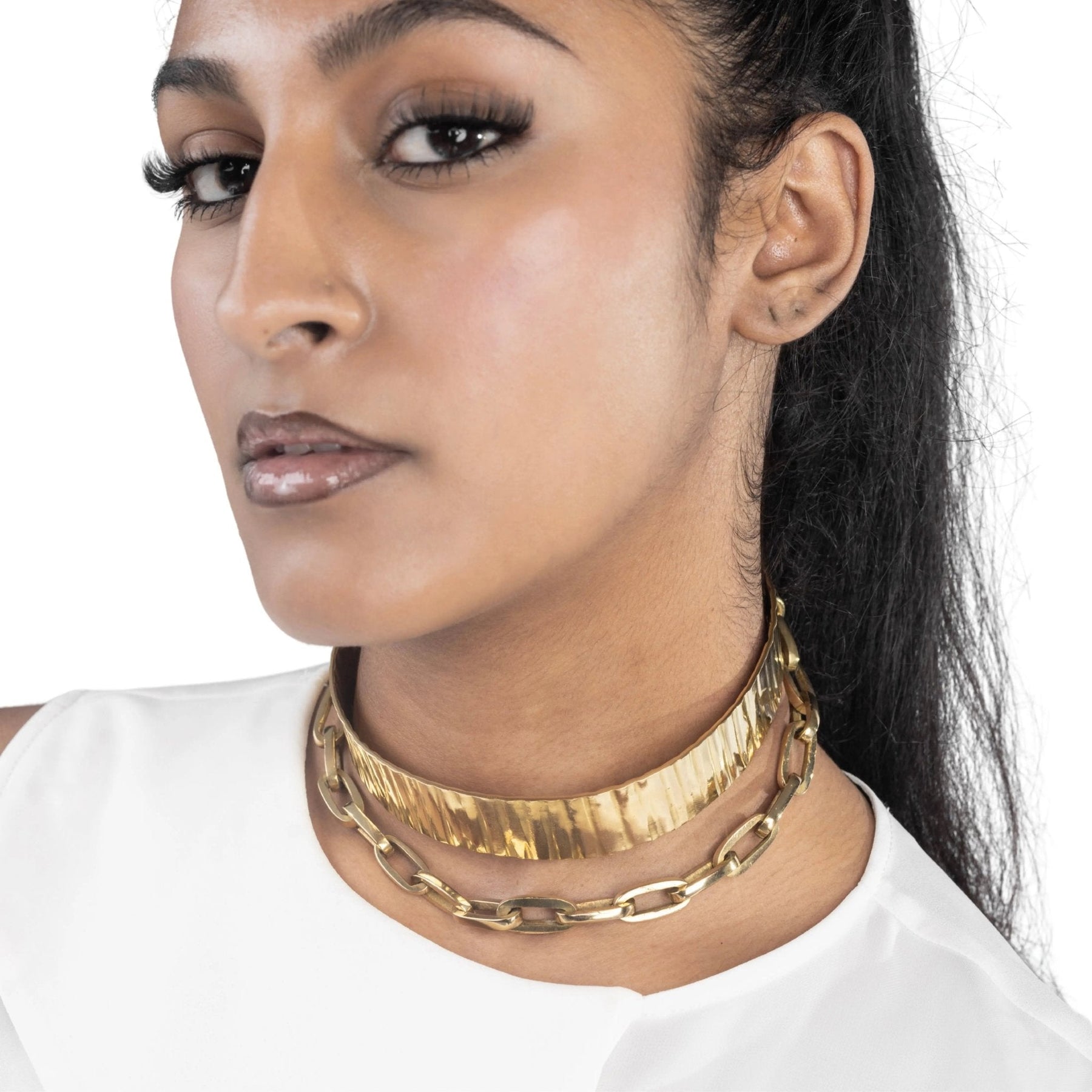 Buqaisi Spice Choker