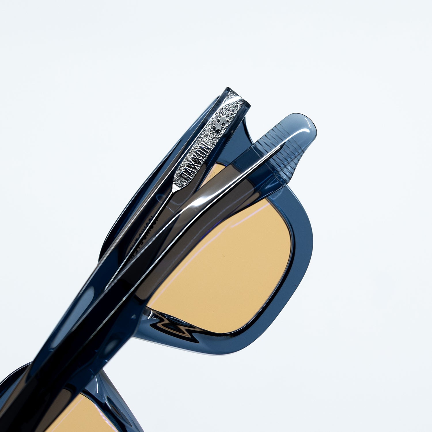 Zid Sunglasses with Onyx Frame & Brown Lens