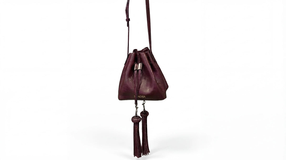 Lechuza Leather Crossbody Bag