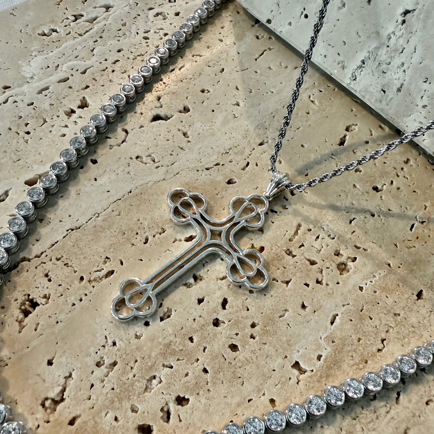THE “BILLIE” CROSS PENDANT - SILVER