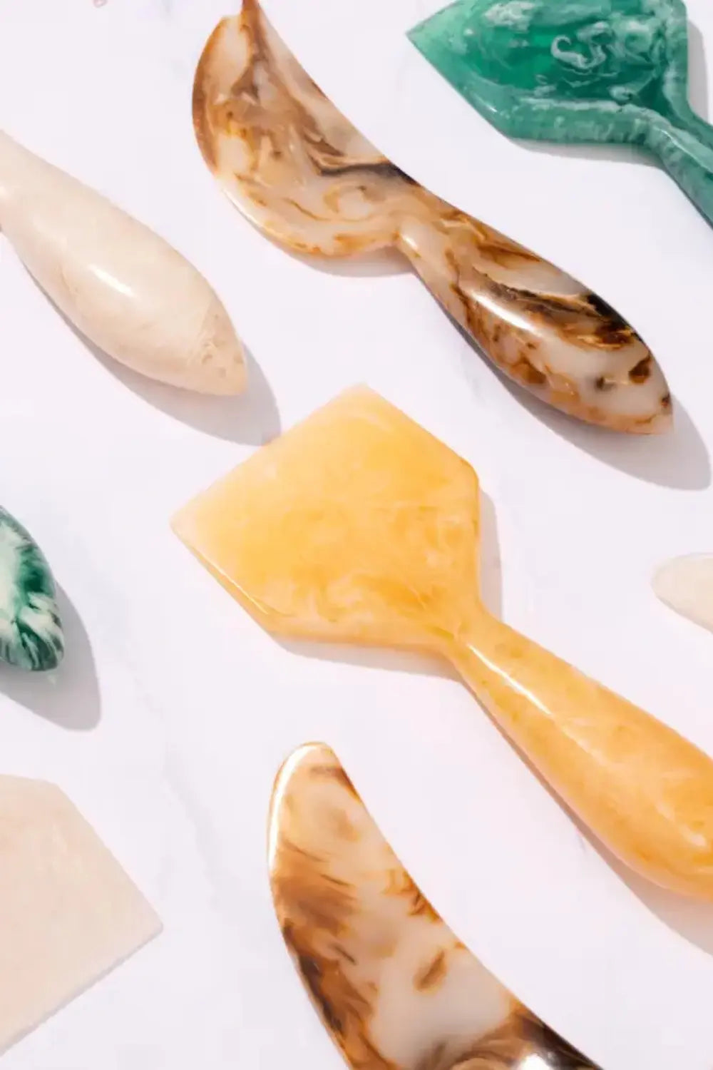 Resin Cheese Knife, Peach  (set Of 3)  - 6 Inches