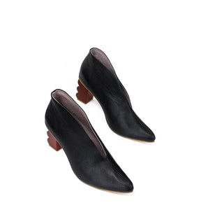 Liza Black Wave Heel Bootie