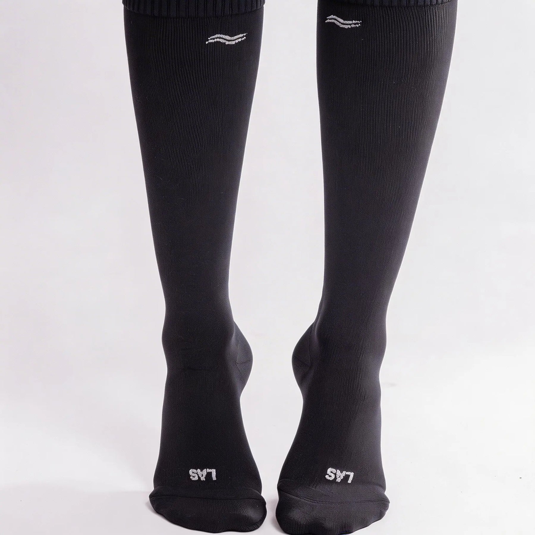 Com-pressi-on Me Socks