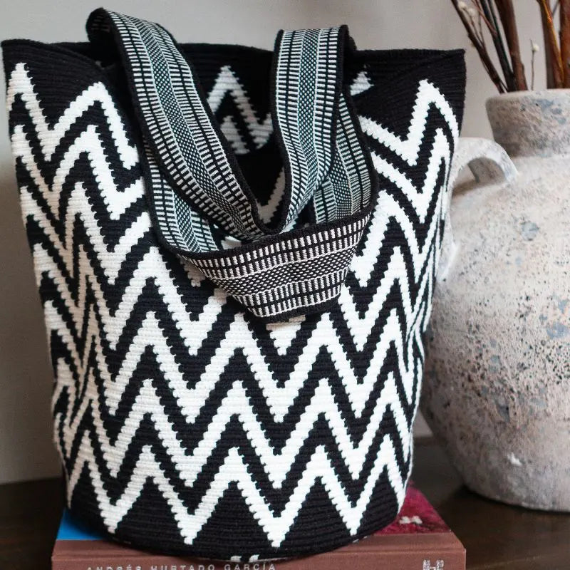 Ondas Wayuu XL Tote Bag