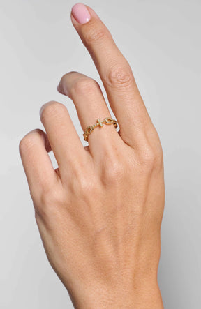 Luminous Pavé Cross Chain Breaker Ring