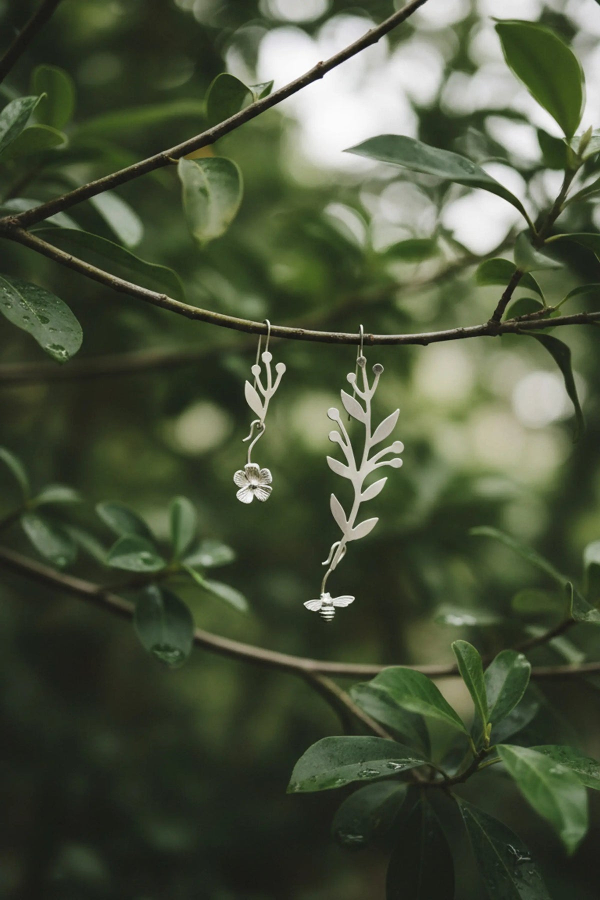 Ornamental Vineluxe Interchangeable Vine Jackets