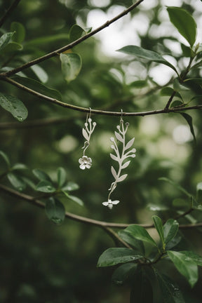 Ornamental Vineluxe Interchangeable Vine Jackets