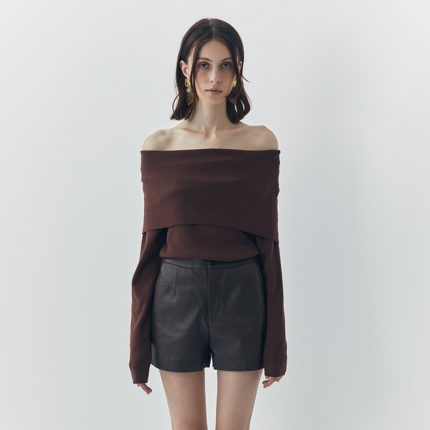 SIA OFF SHOULDER KNIT TOP