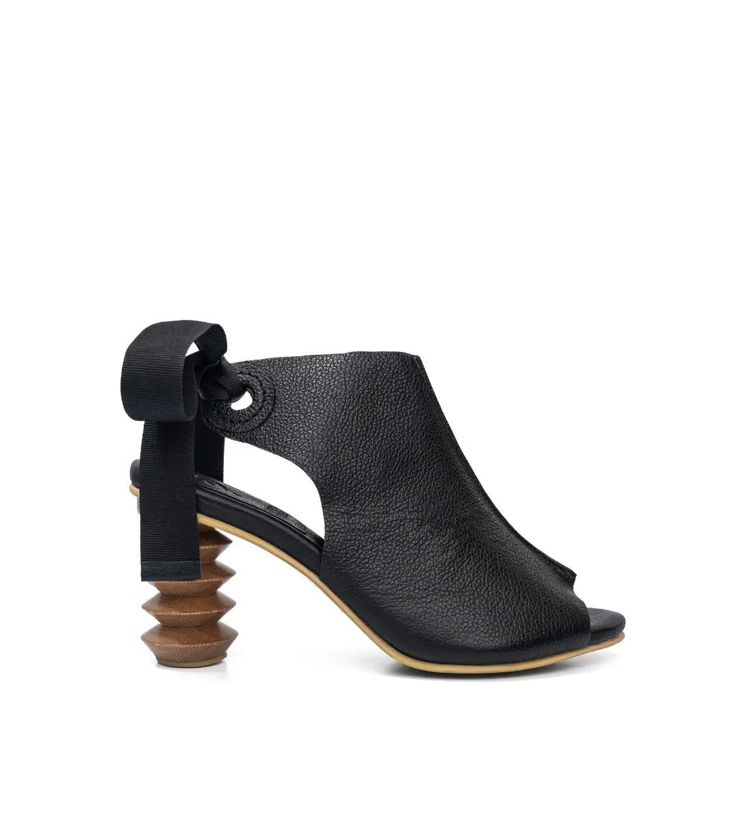 Mattise7 Sculptural Two-Tone Leather Ankle Boot