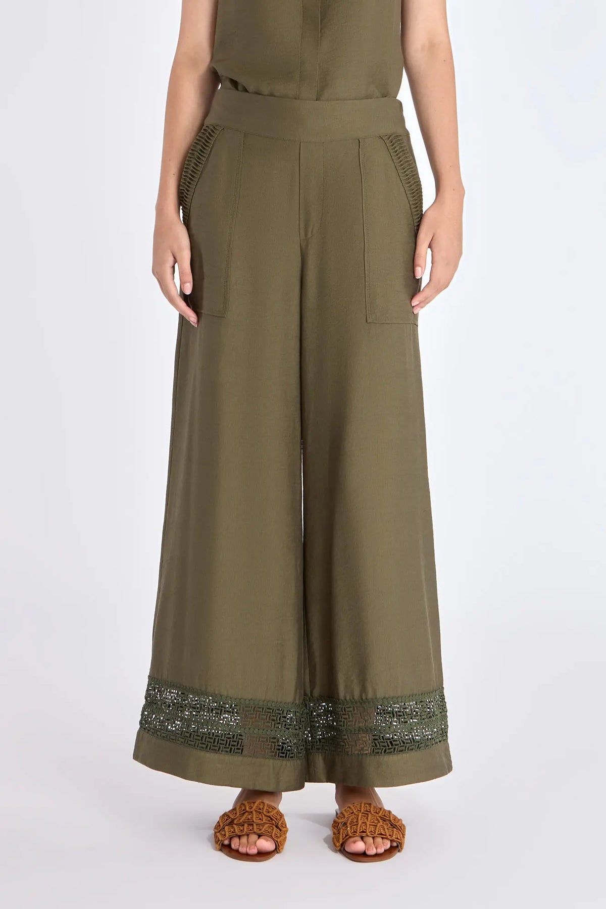 Clark Ease Pant | Olive