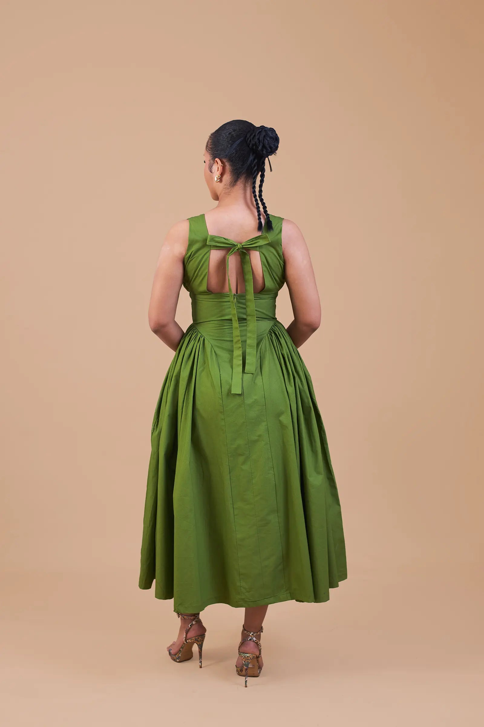 Sumbo Dress