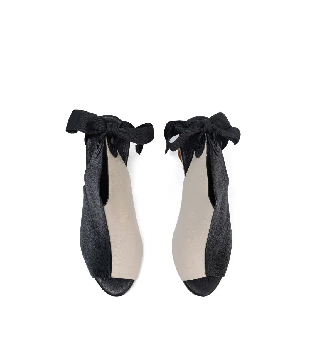 Mattise7 Sculptural Two-Tone Leather Ankle Boot