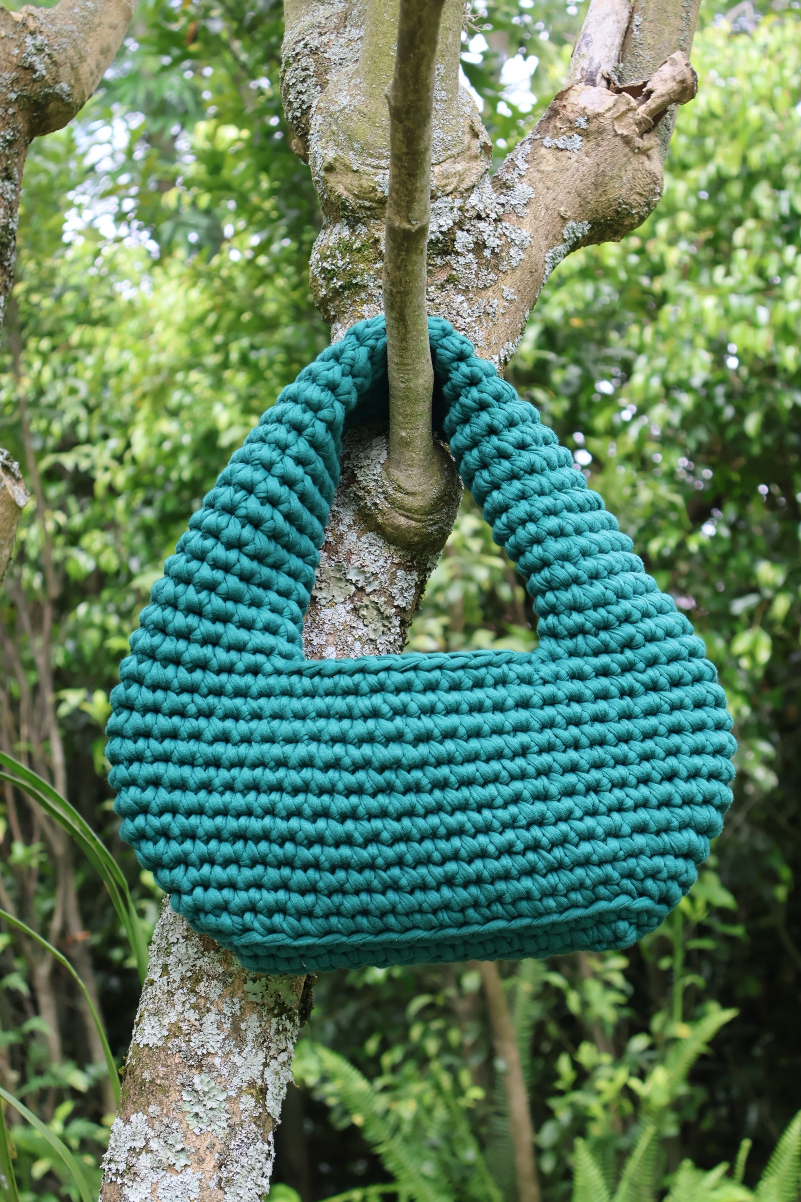 Cartera Basquiat – Luxury Handcrafted Shoulder Bag Inspired by Jean-Michel Basquiat | Ethical Fashion from Ecuador