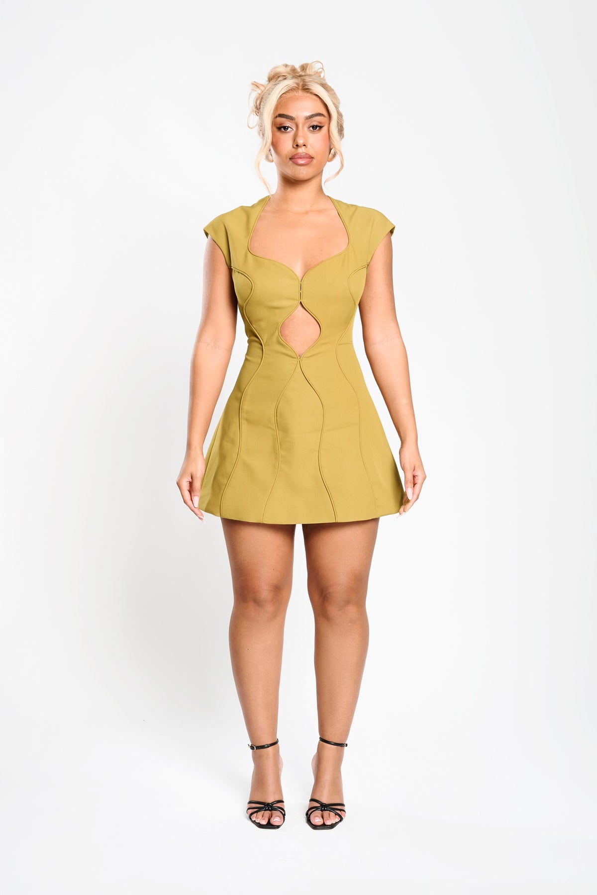 Moira (Mustard Yellow)