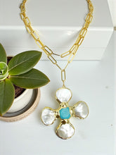 Sarai cross layer necklace